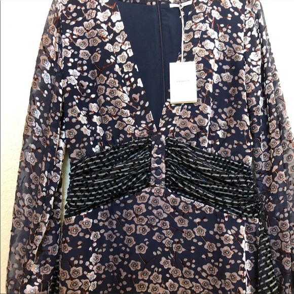 Tularosa Brentwood Dress In Navy - Picture 7 of 11